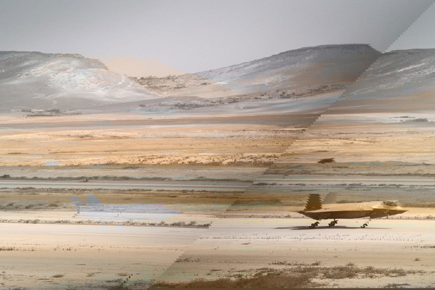 לראשונה: מטוסי F35 מתרגלים מלחמה • צפו