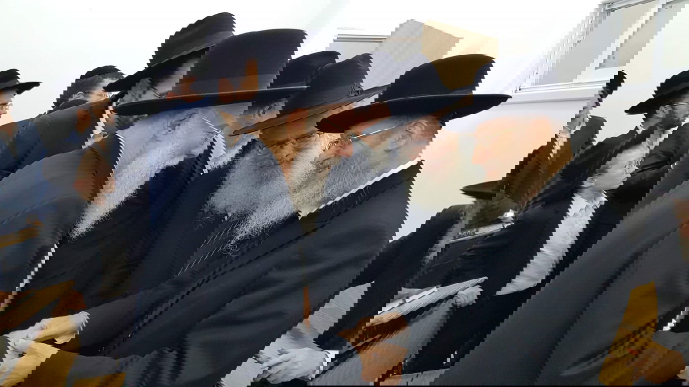 שני המשגיחים