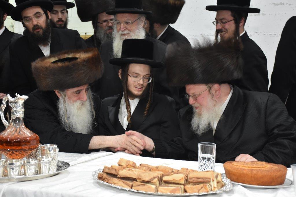 שמחת בית מחנובקא בעלזא - סאסוב - לעלוב - ספינקא