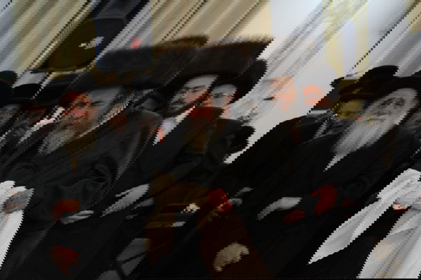 שמחת בית רחמסטריווקא-טשערנוביל • צפו