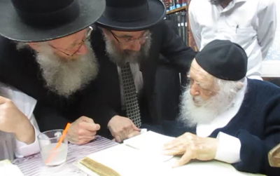 הגר"ח קנייבסקי: מצווה להעיר לילד שמפריע בשיעור