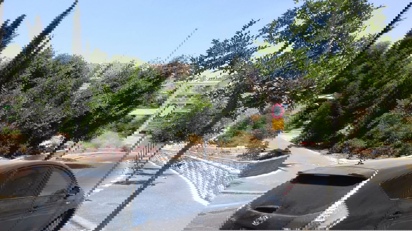 תמרור השבת אושר בימי ניר ברקת אך הפוליטיקאים הסיתו