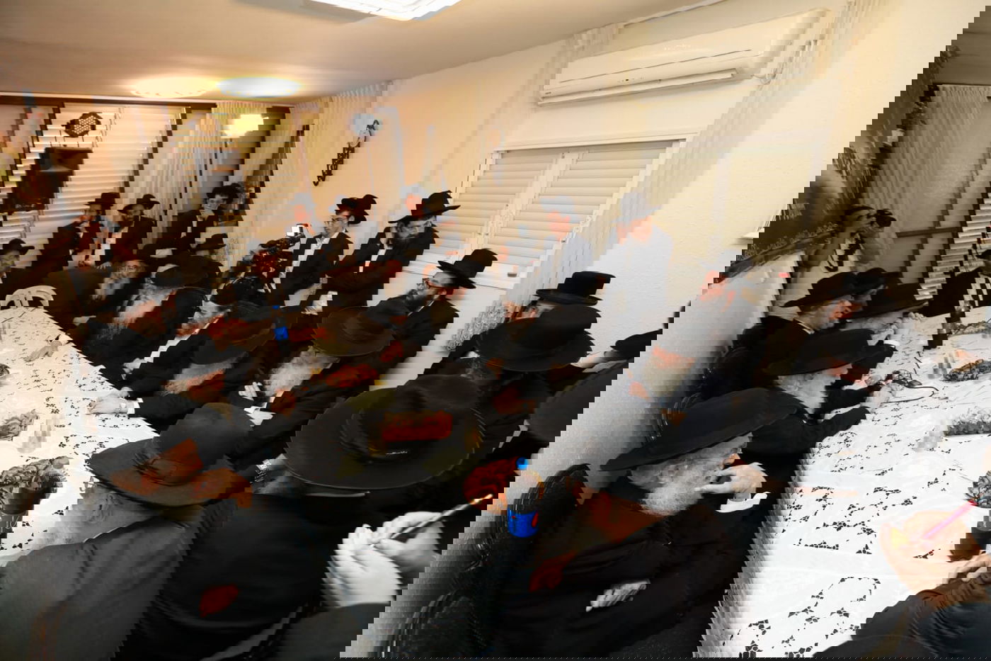 הגר"צ פרידמן: 'החרבת החיידר יותר גרוע מביקור ינקלביץ''