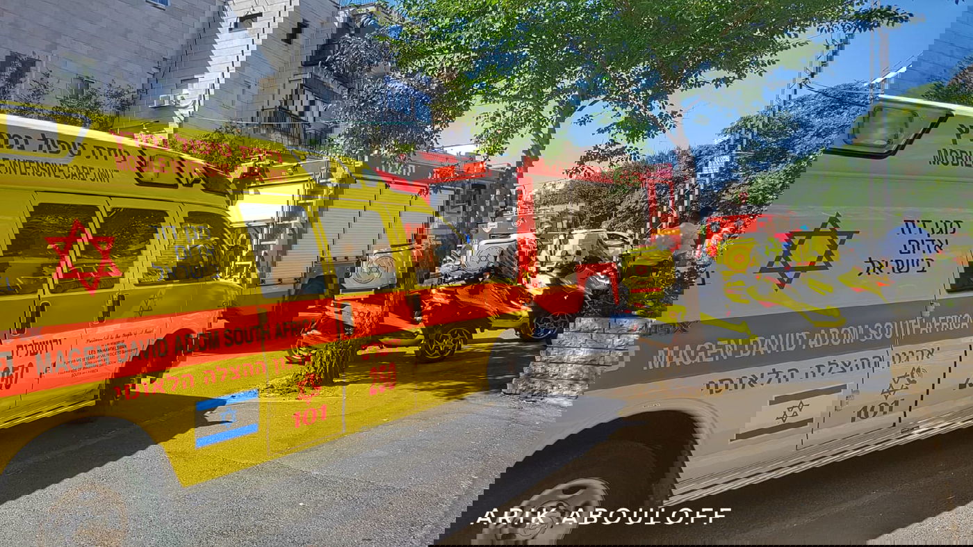 ירושלים: נהגת נפלה בין שני בניינים ונפצעה בינוני