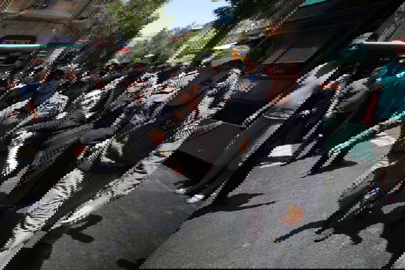 הפגנה אלימה בירושלים בעקבות מעצר הבנות