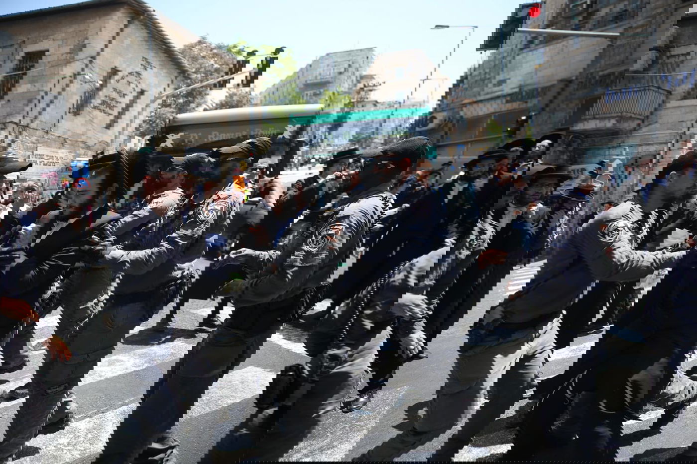 הפגנה אלימה בירושלים בעקבות מעצר הבנות