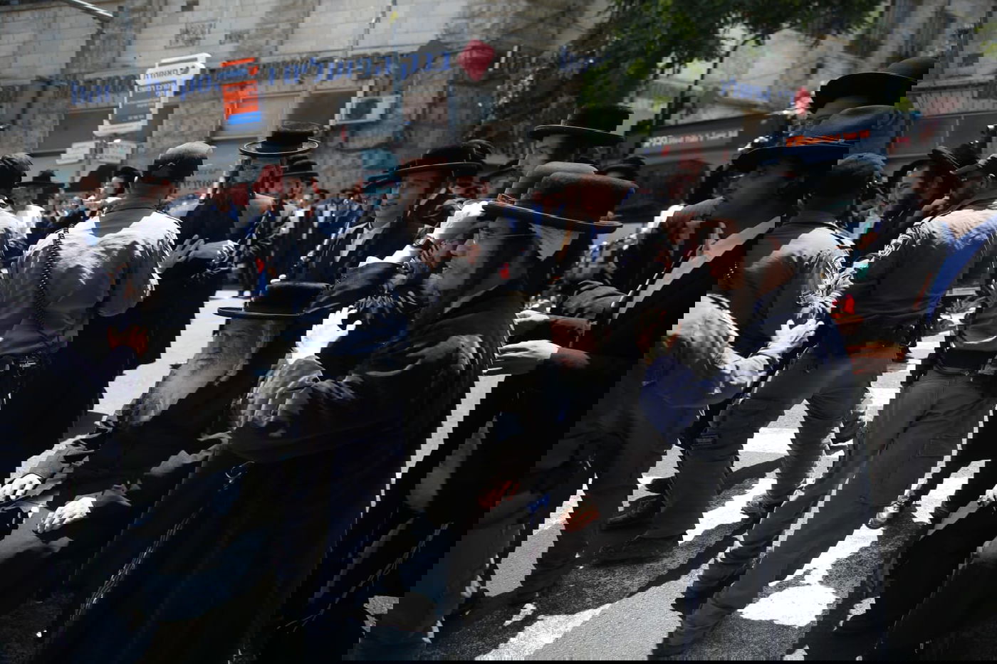 הפגנה אלימה בירושלים בעקבות מעצר הבנות