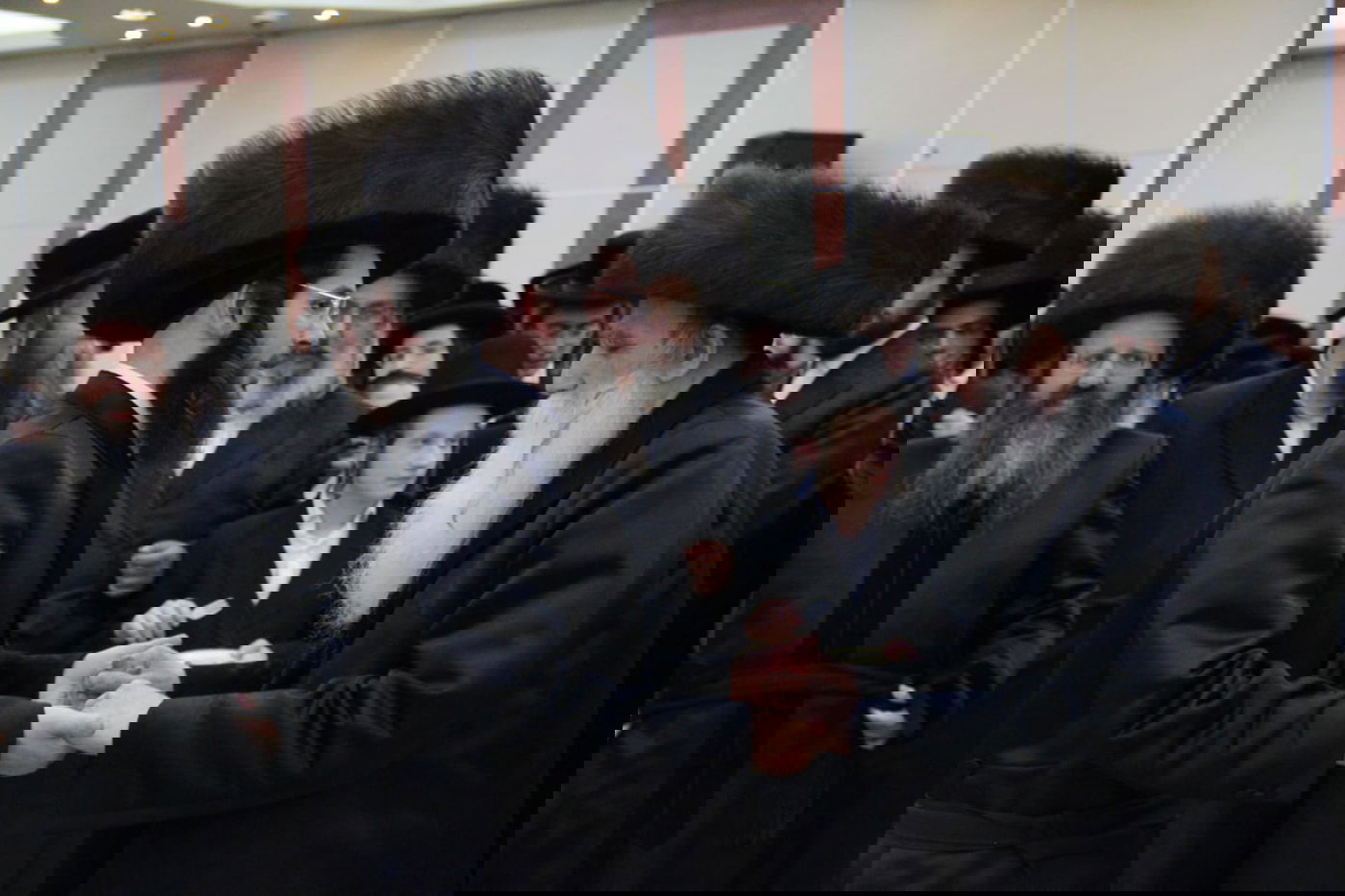 תיעוד: נכדו של נשיא ישיבת טשעבין התחתן