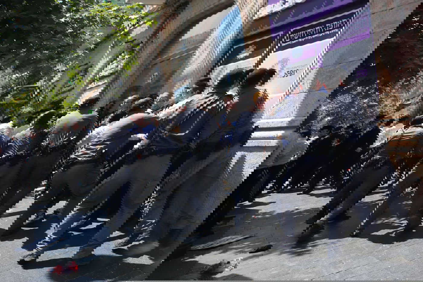 סוף הסאגה: הבחורות שמעצרן עורר מהומות יזכו לפטור מגיוס