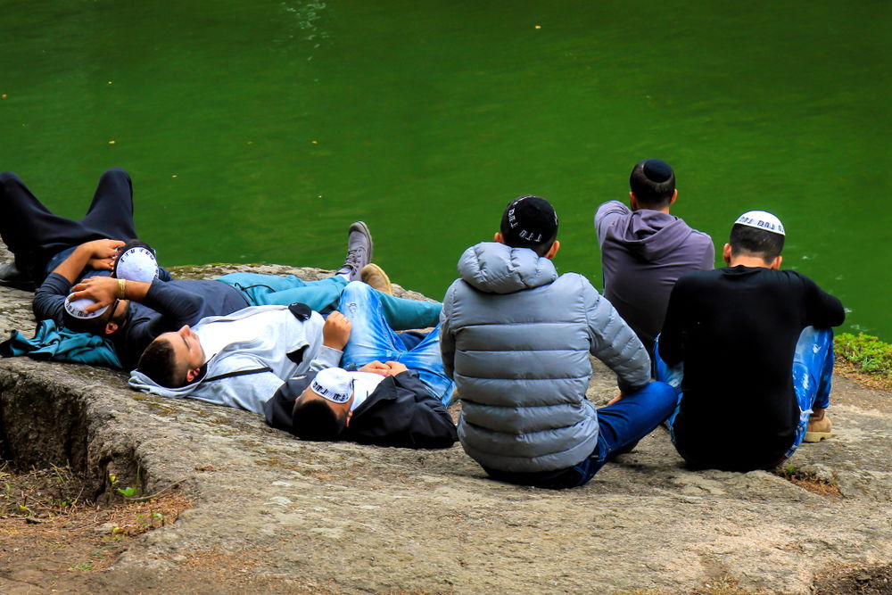 איך מתגברים על גיל ההתבגרות? // הרבנית חדוה לוריא