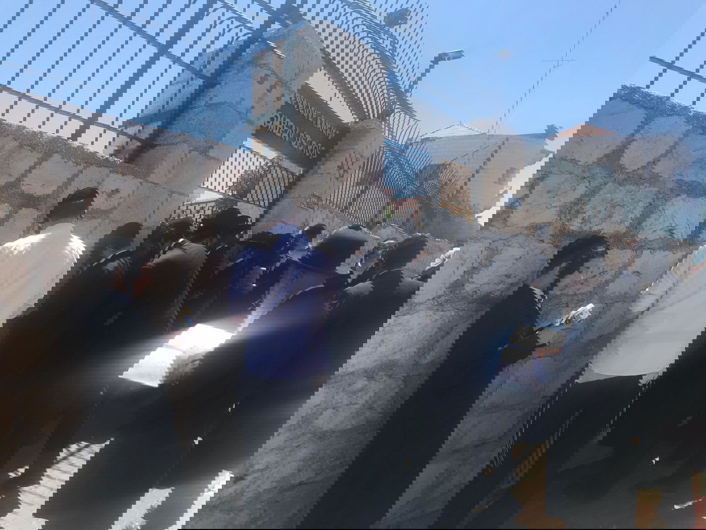 חרדים התפללו ב"קברי המלכים" והותקפו