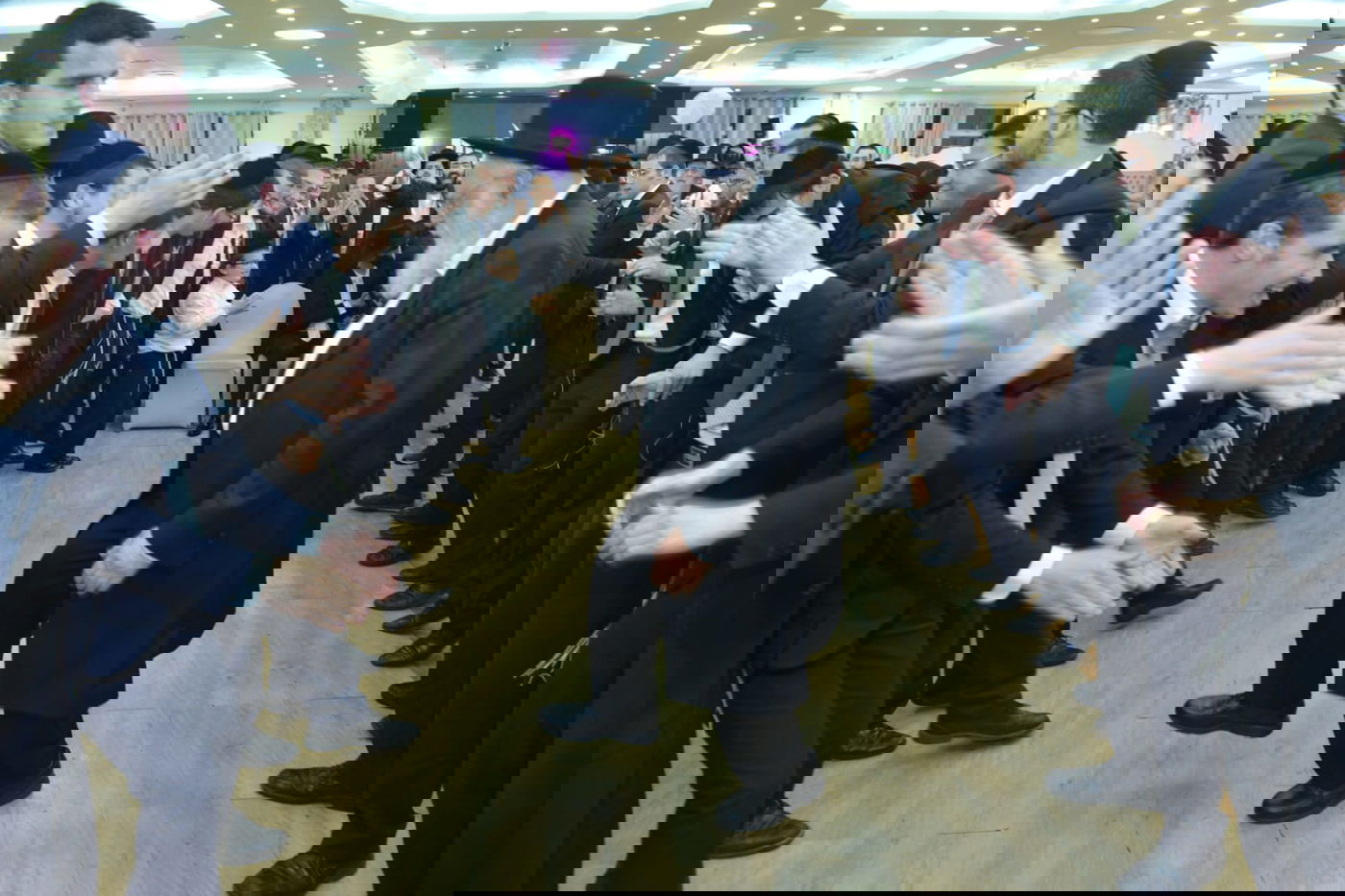 הגר"ד מילר בריקוד