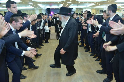 הגר"ד מילר בריקוד