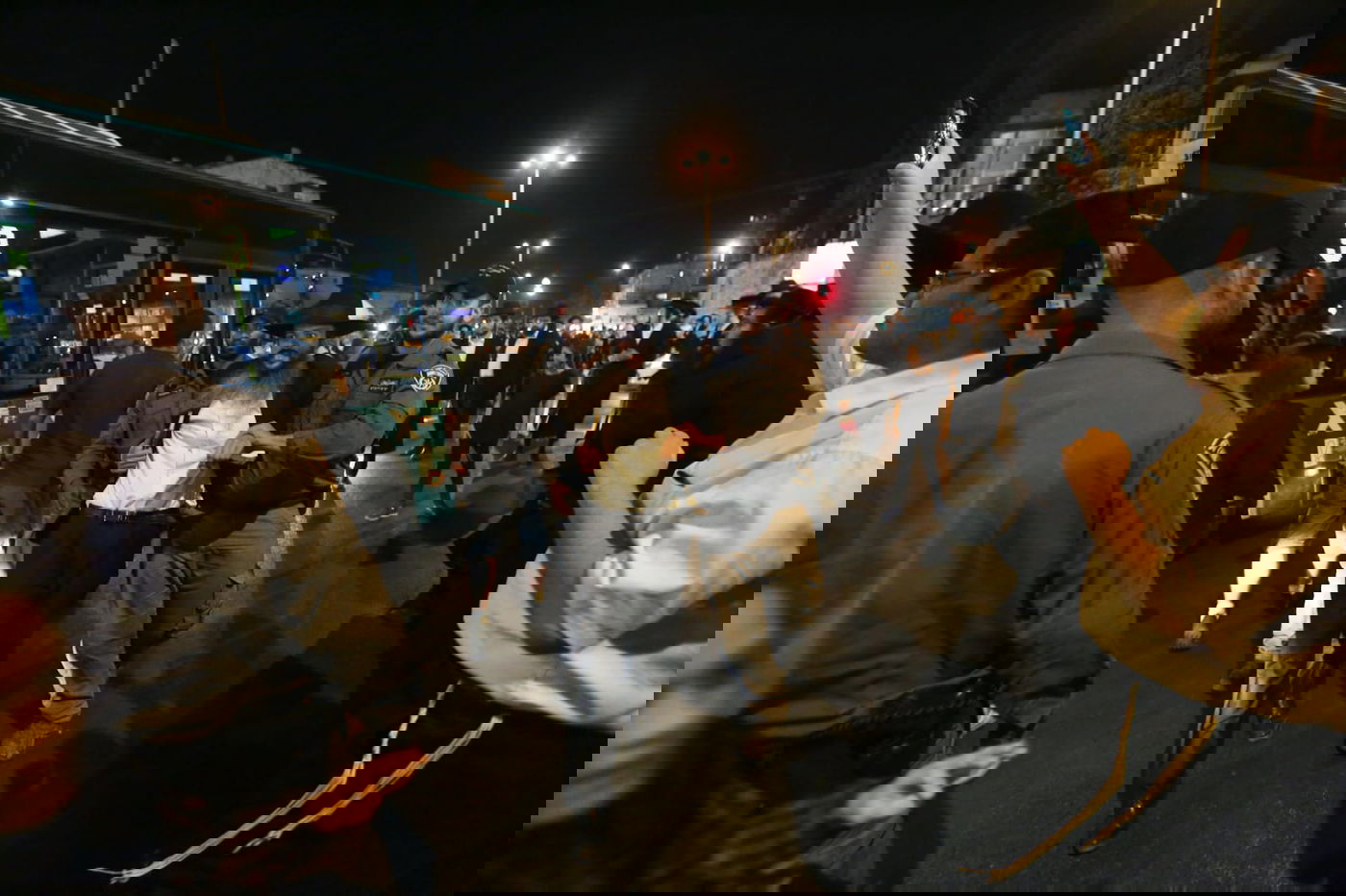 תיעוד: הפגנה סוערת בירושלים במחאה על גיוס בנות