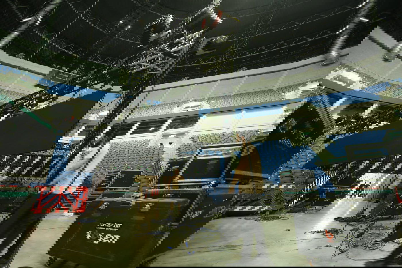 בחב"ד נערכים: ההתוועדות הגדולה בעולם