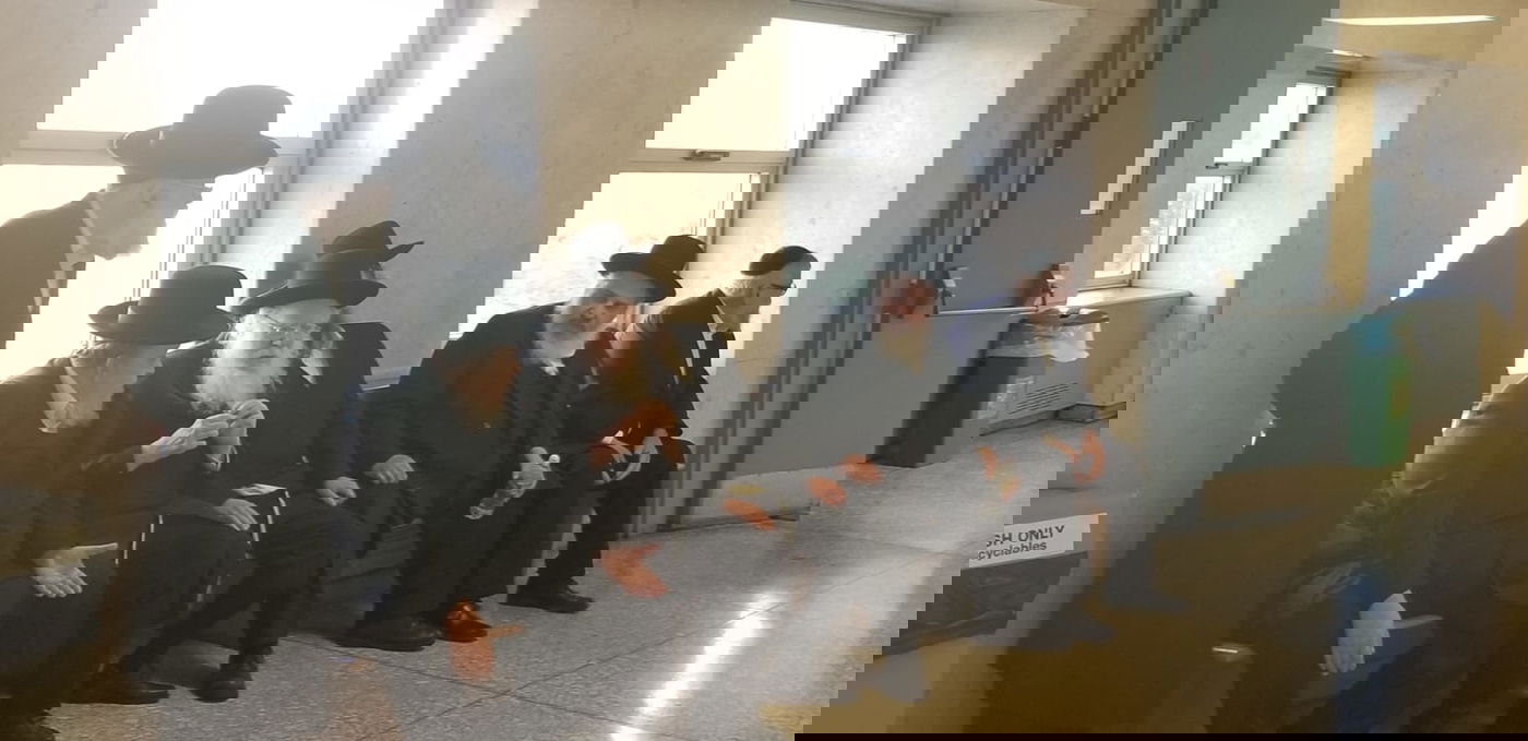 המאבק בגור: אחרי ה'חרם' - החסידים נקראו לבית המשפט