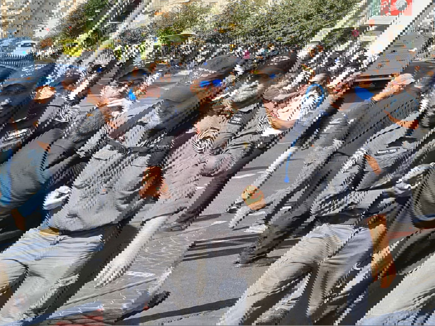 הפגנת 'הפלג' בירושלים: עימותים עם שוטרים; 22 עצורים