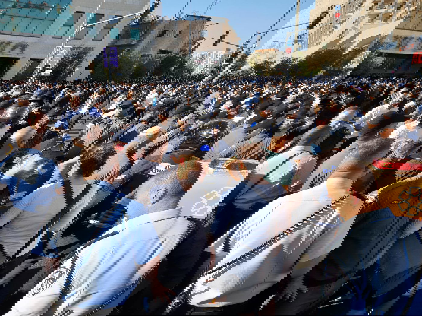 הפגנת 'הפלג' בירושלים: עימותים עם שוטרים; 22 עצורים