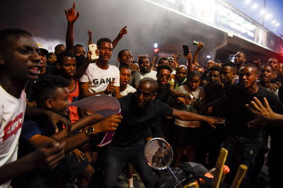 עימותים בהפגנת האתיופים: שוטרים נפצעו