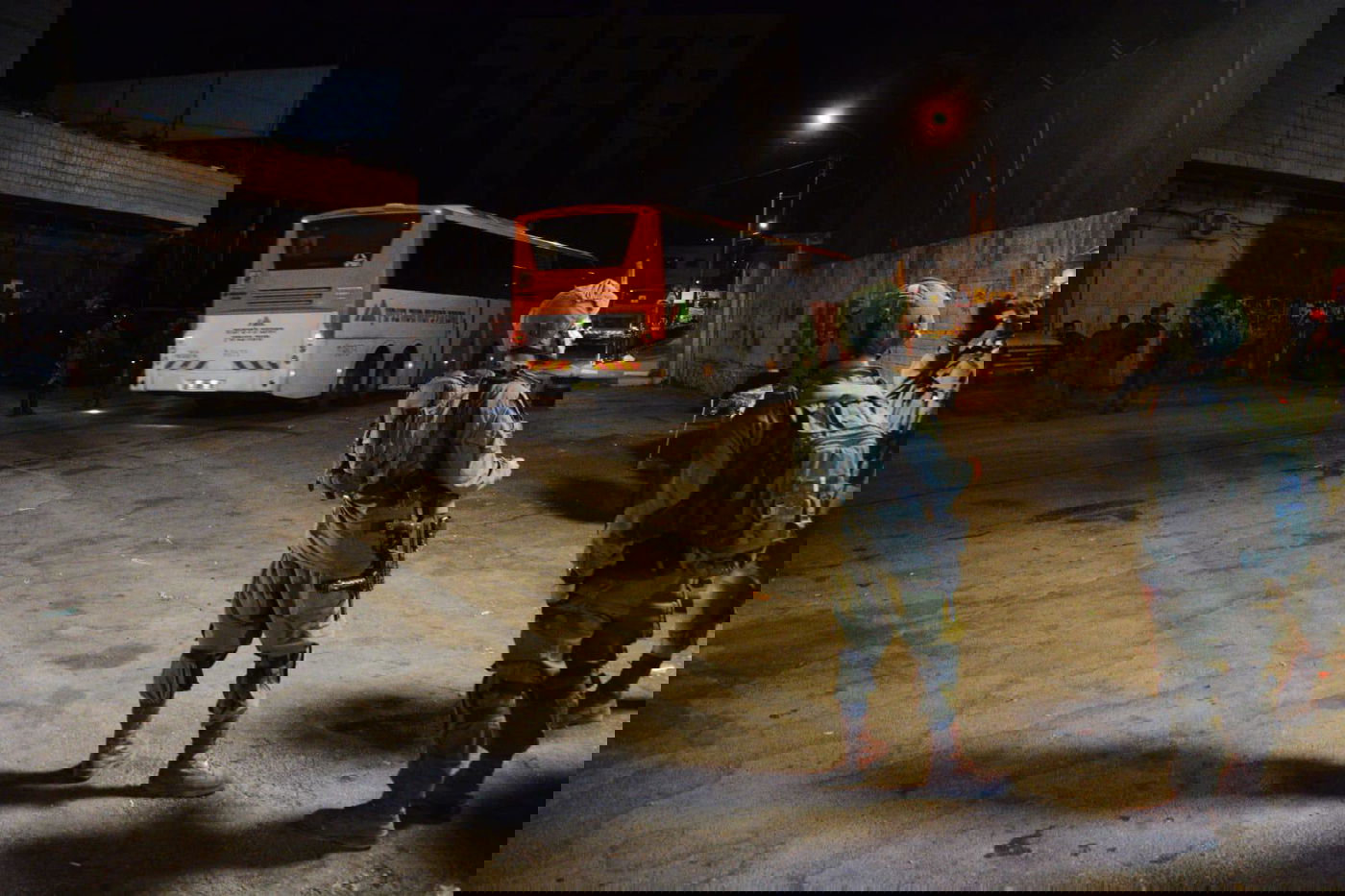 כ-3,500 מתפללים נכנסו לקבר יוסף • תיעוד