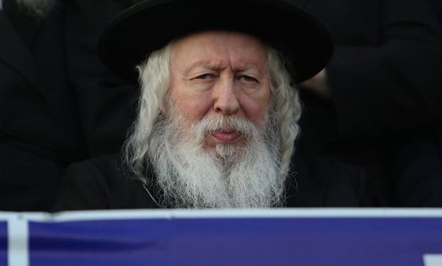 גור נגד בעלי הסמארטפונים: "לא מוחים בהם מספיק"