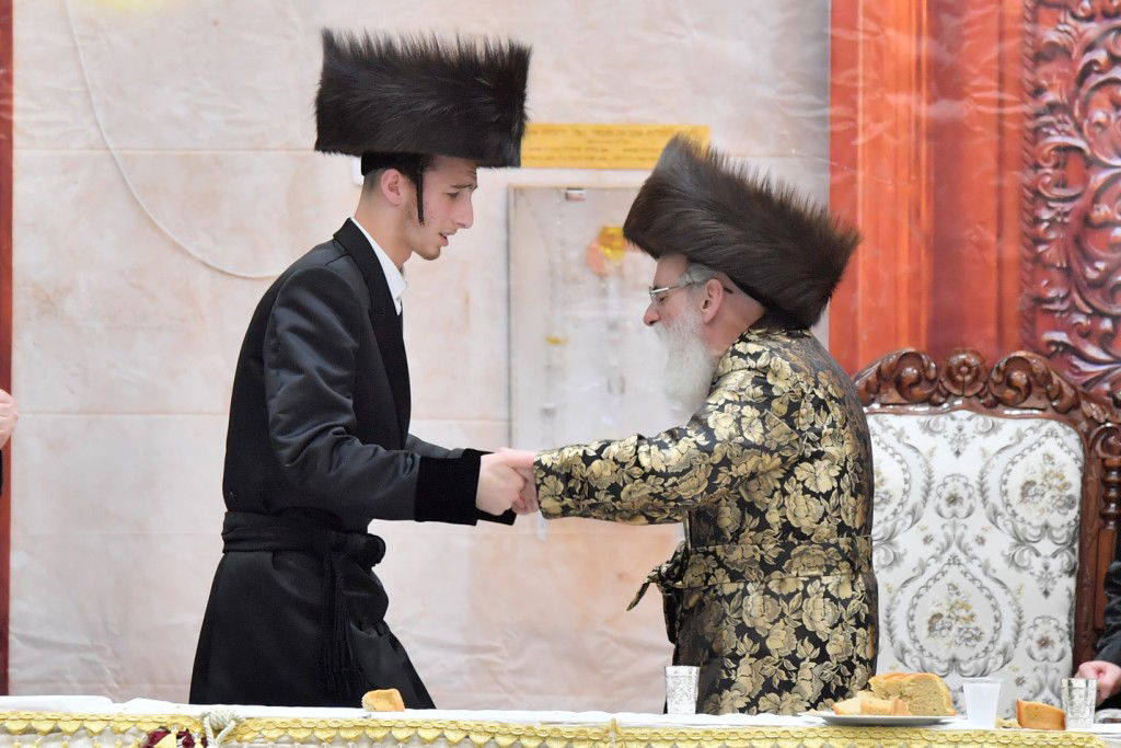 תיעוד: ה'פארשפיל' לנכד האדמו"ר מויז'ניץ