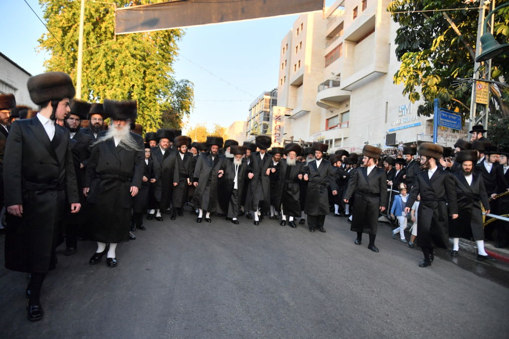 תיעוד: ה'פארשפיל' לנכד האדמו"ר מויז'ניץ