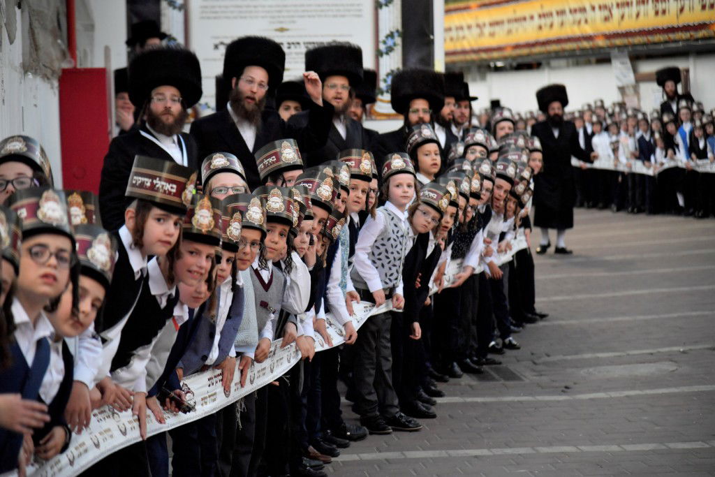 תיעוד: ה'פארשפיל' לנכד האדמו"ר מויז'ניץ