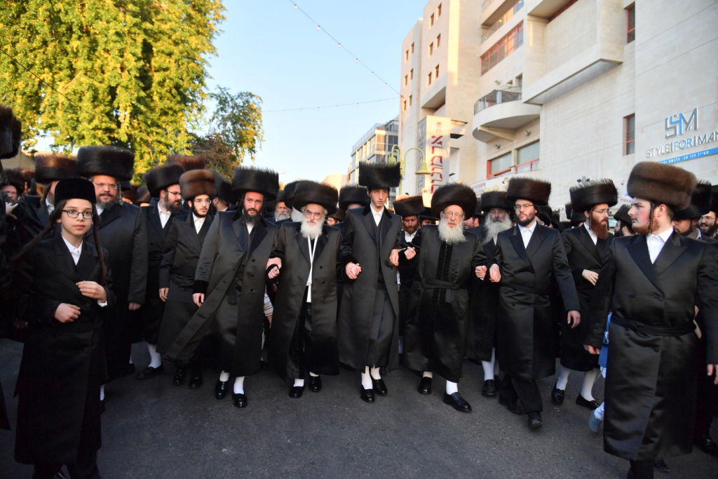 תיעוד: ה'פארשפיל' לנכד האדמו"ר מויז'ניץ