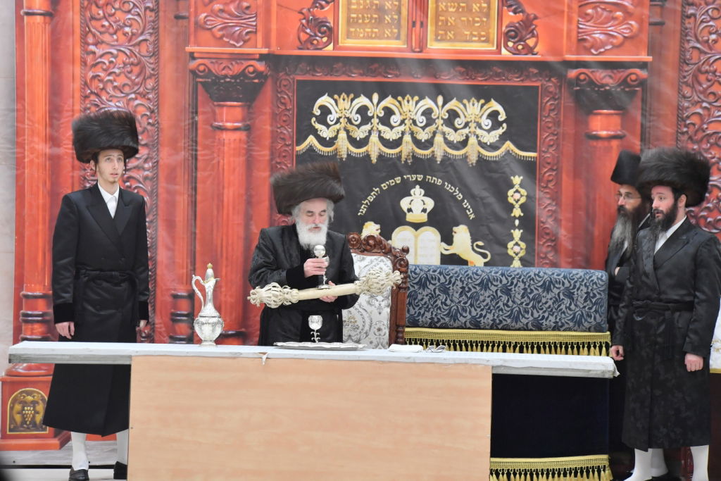 תיעוד: ה'פארשפיל' לנכד האדמו"ר מויז'ניץ