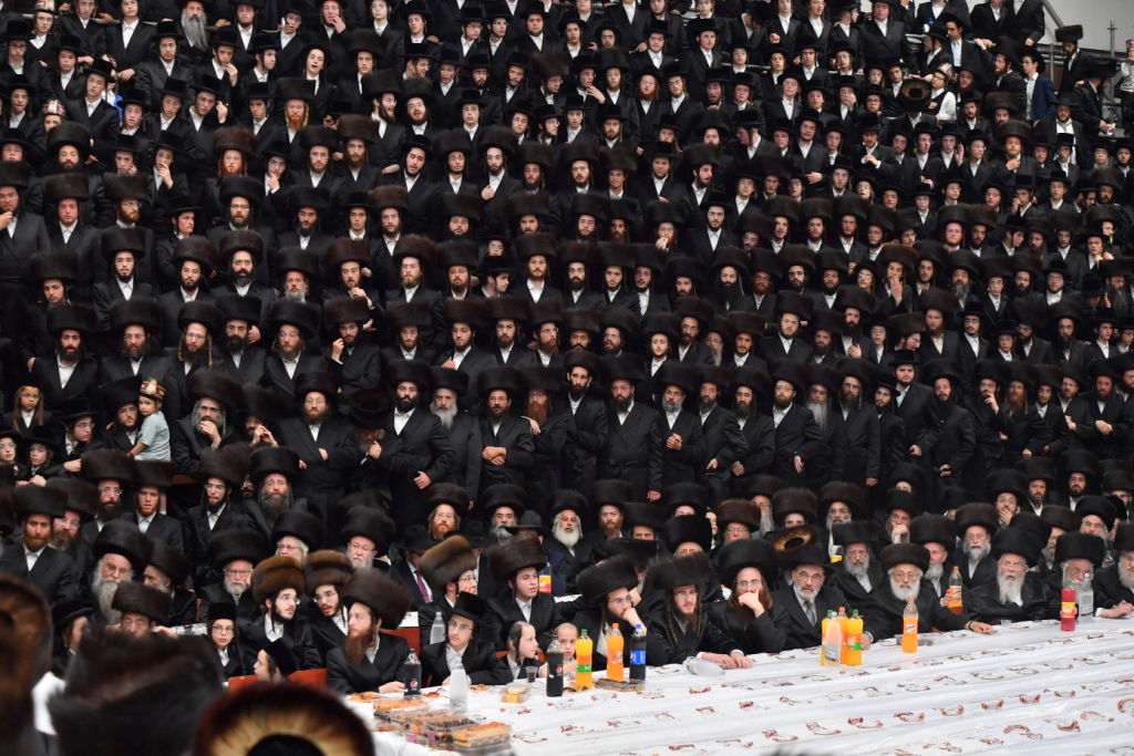 תיעוד: ה'פארשפיל' לנכד האדמו"ר מויז'ניץ