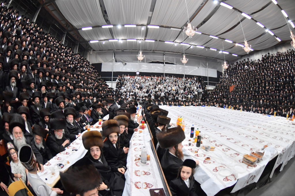 תיעוד: ה'פארשפיל' לנכד האדמו"ר מויז'ניץ