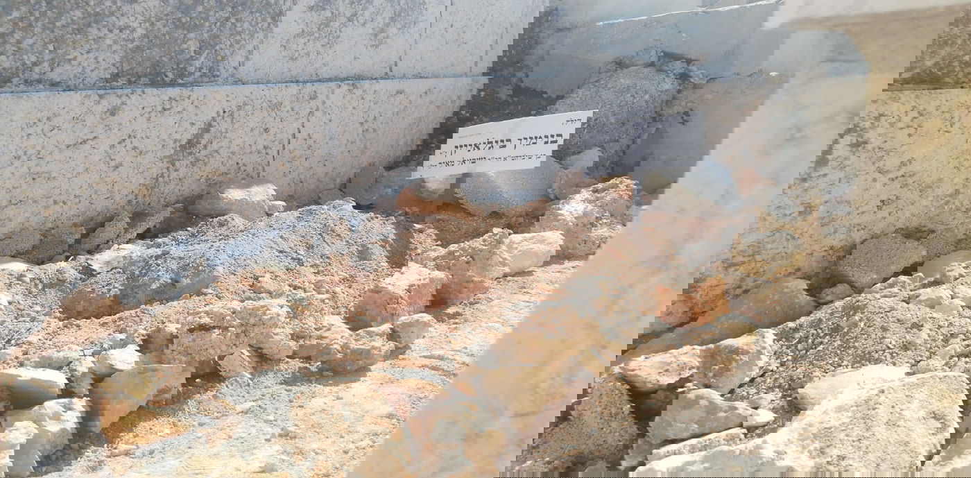 אביו של בנימין הספיד בבכי: "בכל העולם התפללו בשבילך"