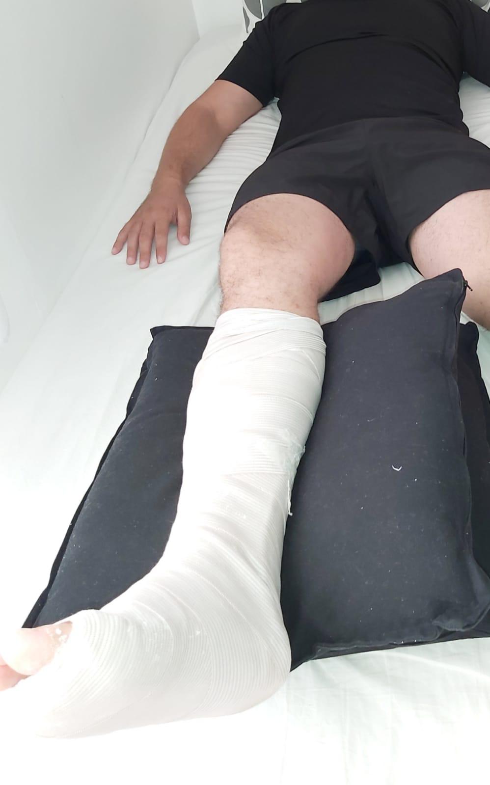 המשטרה עצרה חשוד בתקיפת שוטר; הסרטון מוכיח אחרת