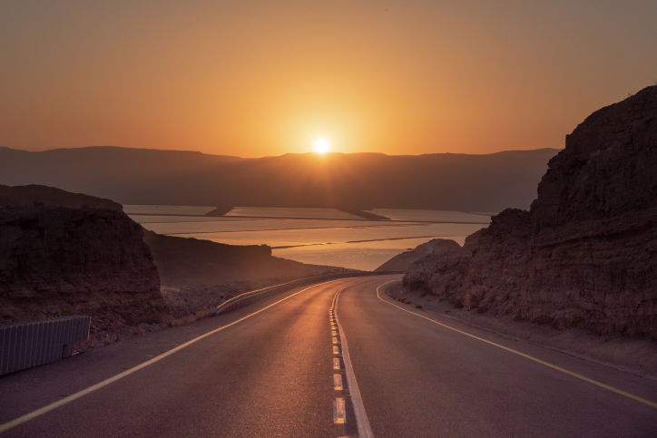 כביש 90 ליד ים המלח, השבוע