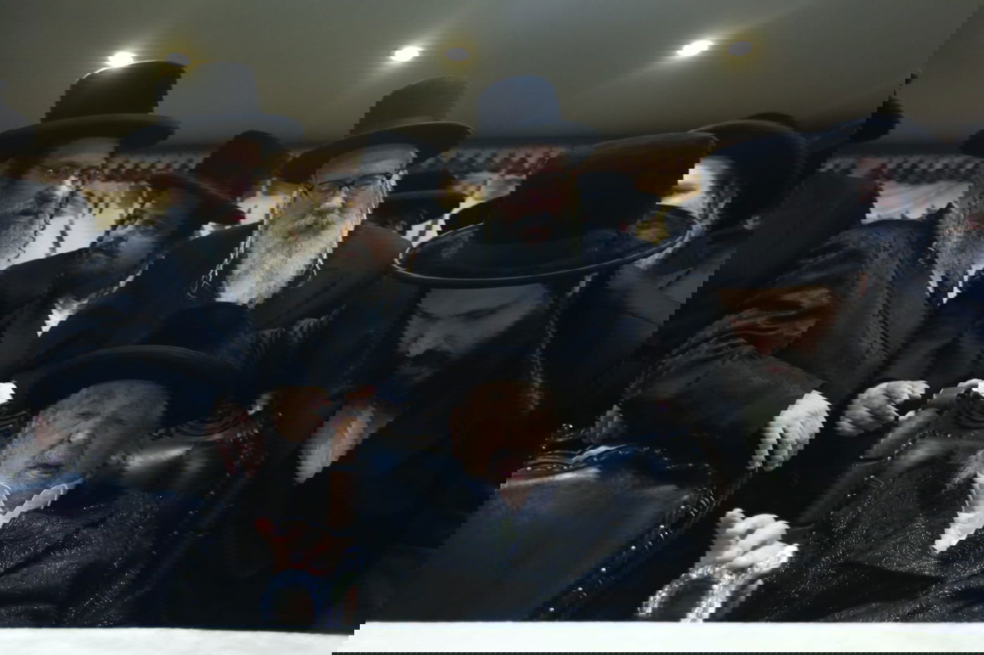 מאות בקבלת פנים לאדמו"ר מצאנז גריבוב