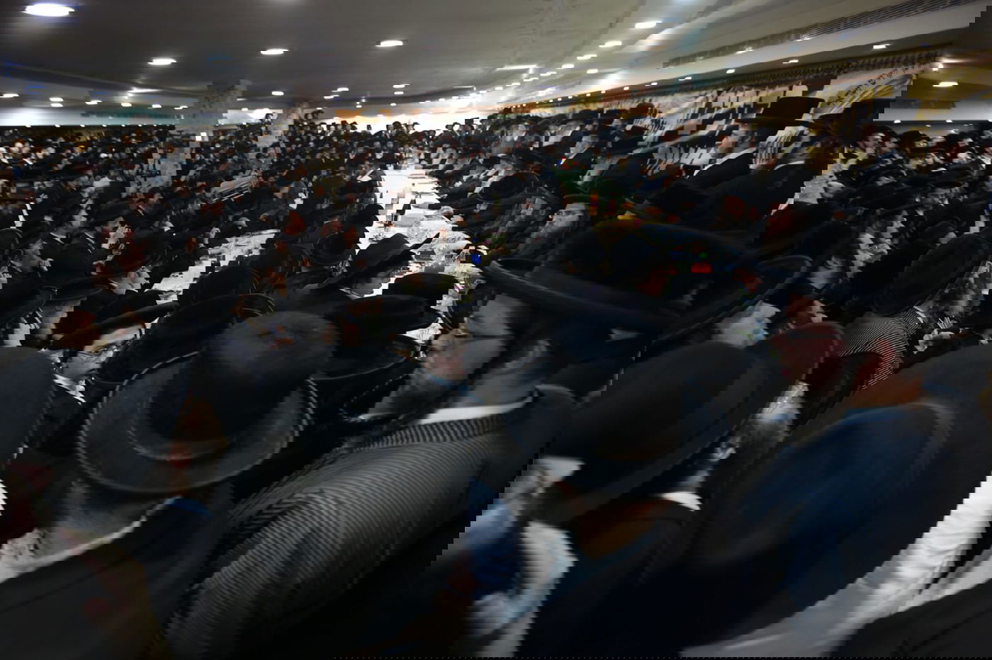 מאות בקבלת פנים לאדמו"ר מצאנז גריבוב