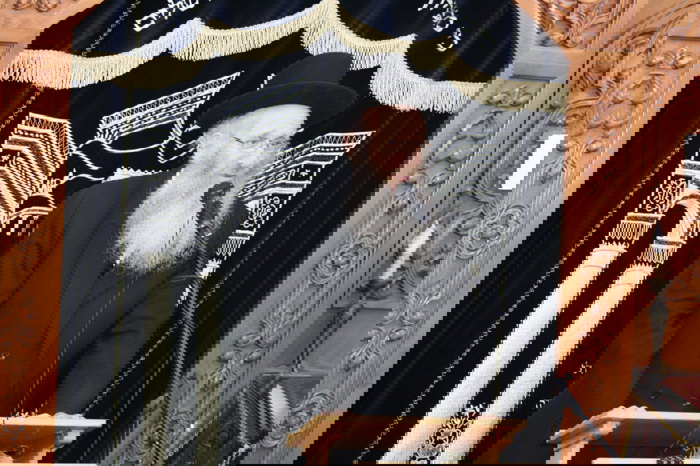 עצרת הספד לפטירת הרבנית דינר ע"ה • צפו