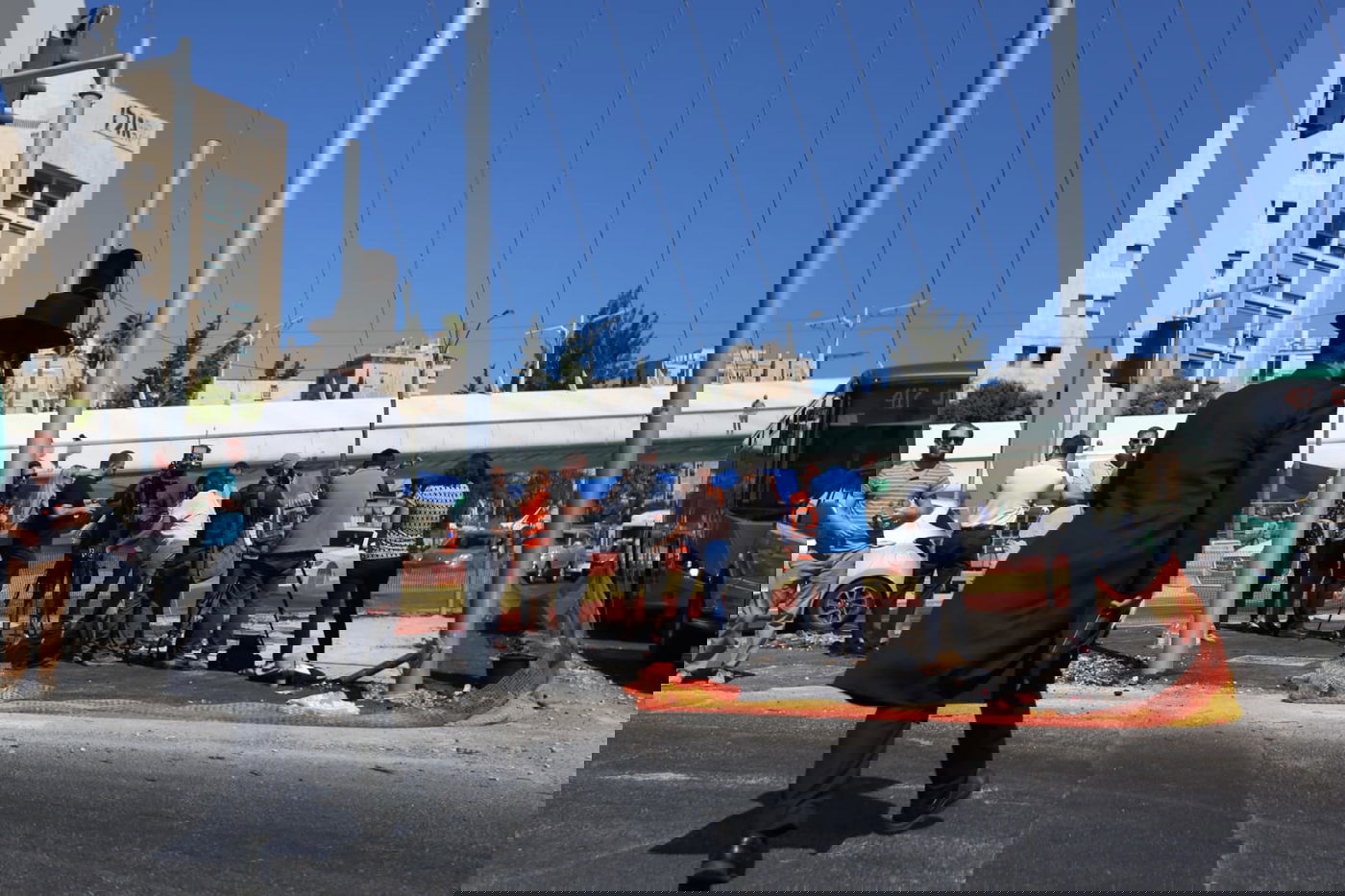 צפו בתיעוד: כך נחסמה הכניסה לירושלים