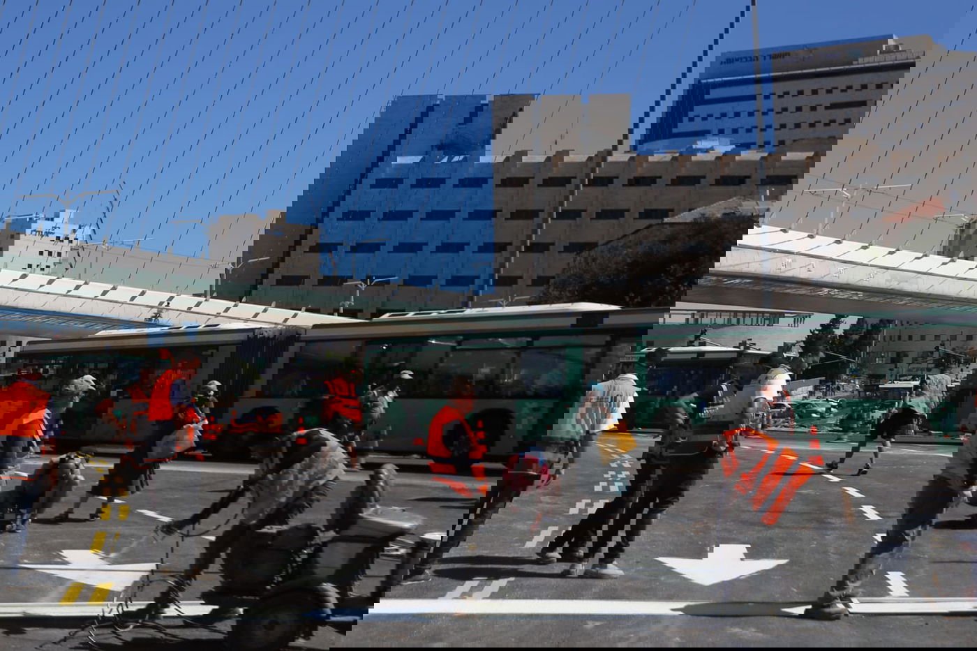 צפו בתיעוד: כך נחסמה הכניסה לירושלים