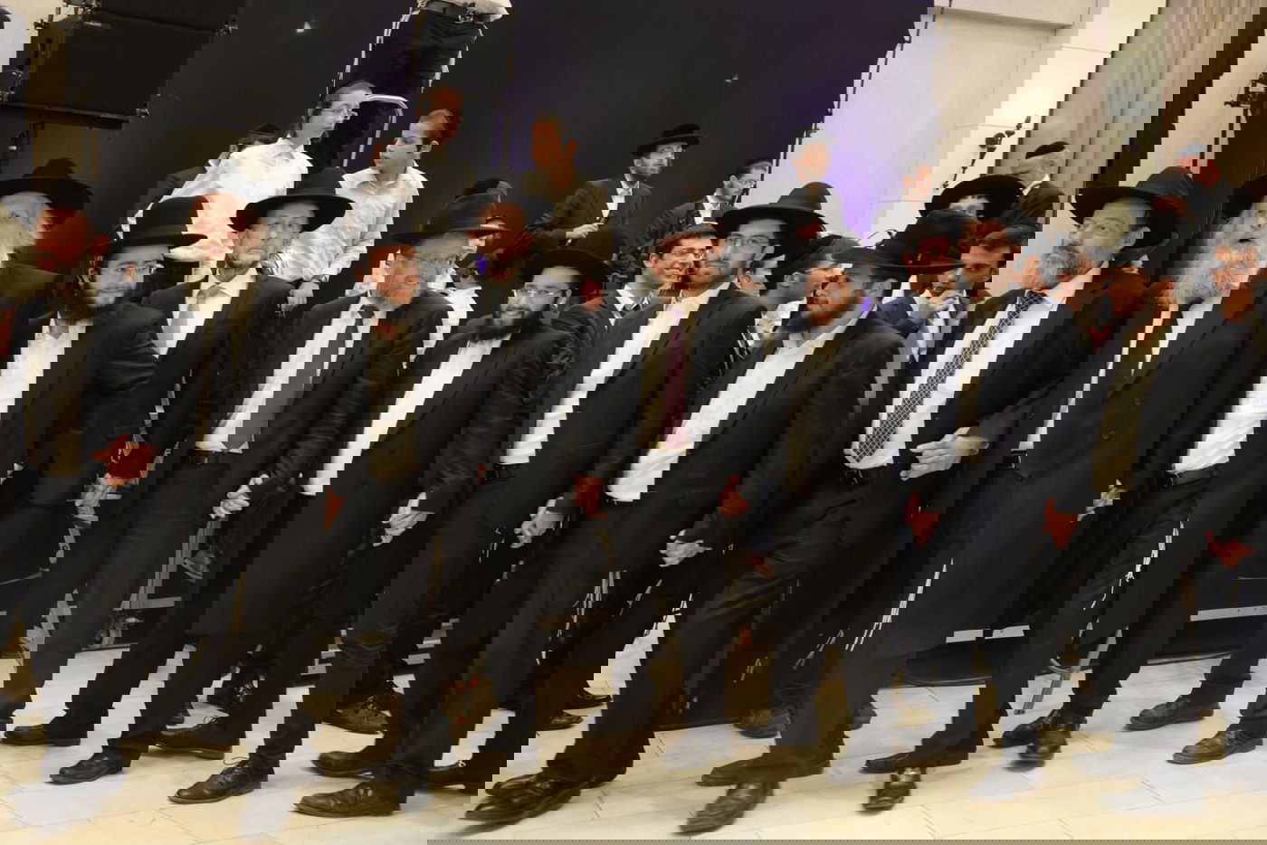 חתונת נכד מרן הגר"ח קנייבסקי • צפו בגלריה