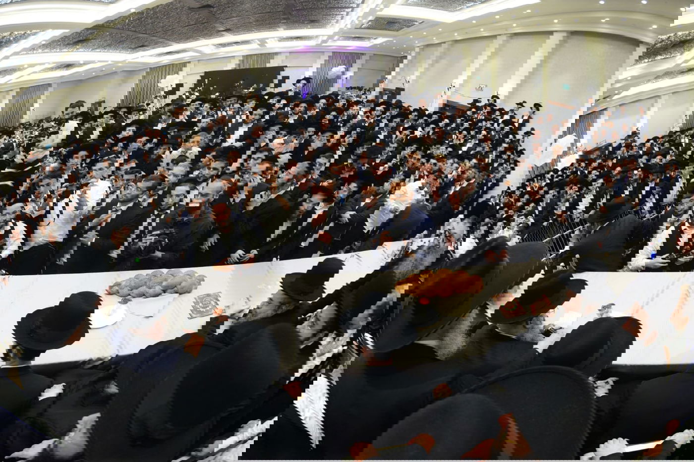 חתונת נכד מרן הגר"ח קנייבסקי • צפו בגלריה