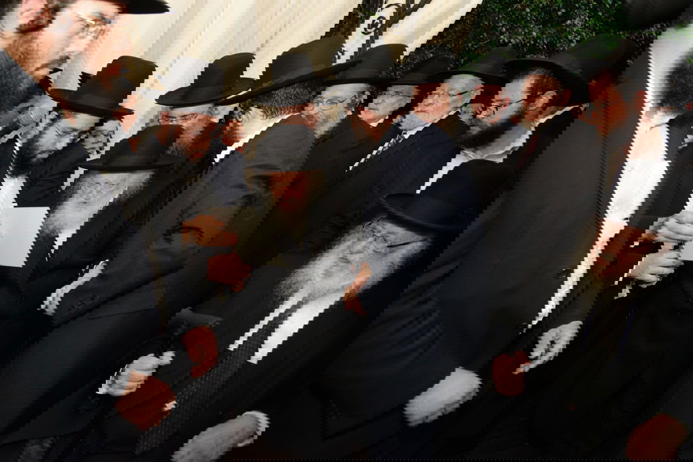 חתונת נכד מרן הגר"ח קנייבסקי • צפו בגלריה