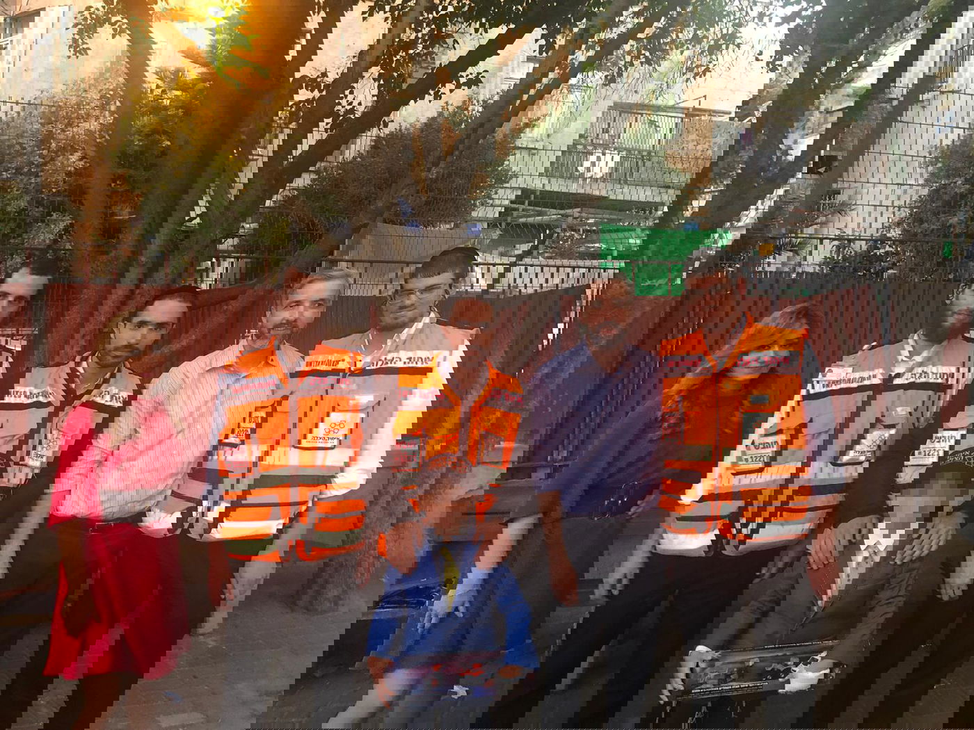 הילד שהתחשמל וחזר לחיים - בפגישה עם המתנדבים שהצילו את חייו