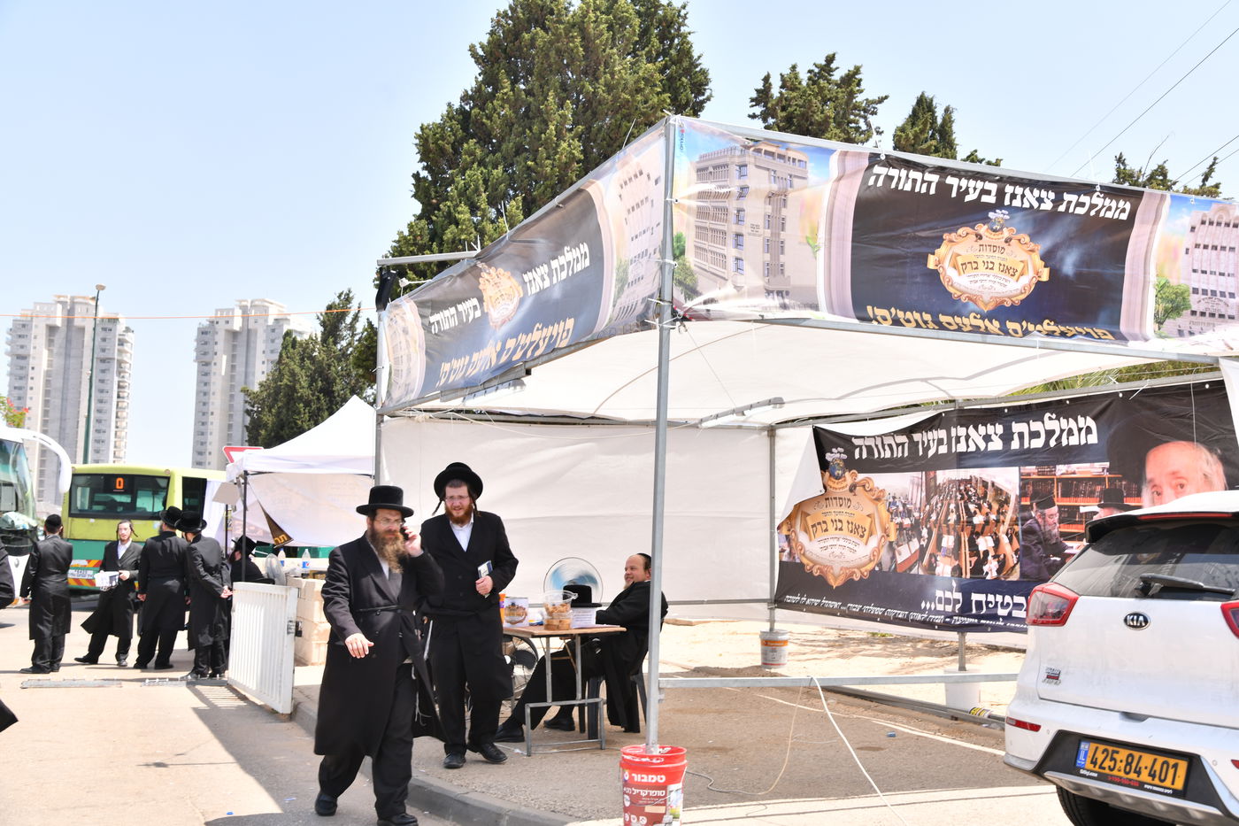 כך ציינו בצאנז את ה'יארצייט' לאדמו"ר זצ"ל