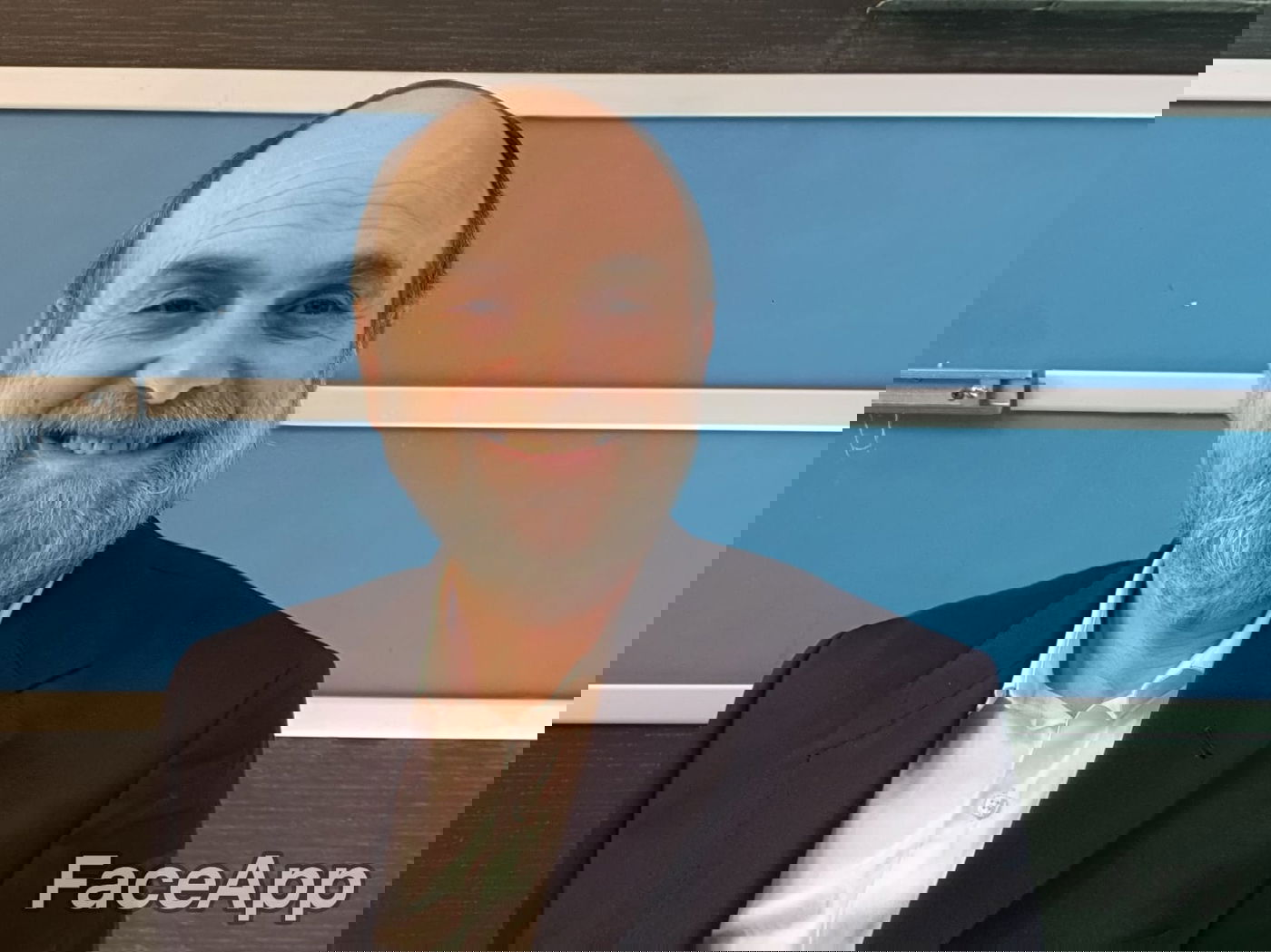 מני גירא שורץ