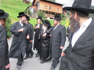 האדמו"ר בדאבוס, בשנה שעברה