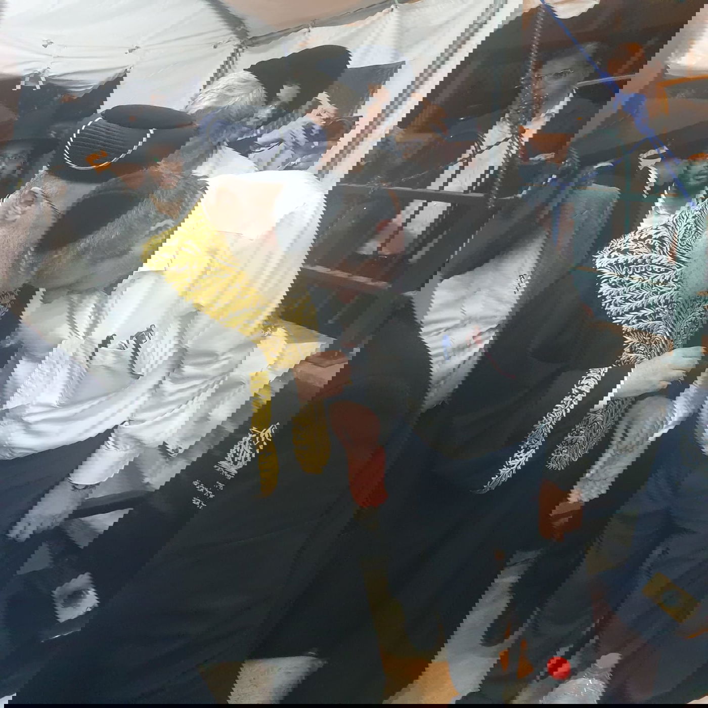 ראש לשכתו של הראש"ל ישב 'שבעה' • צפו