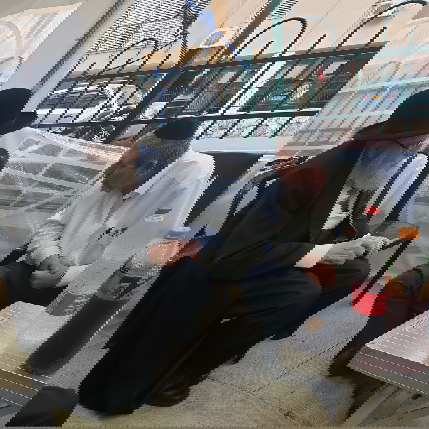 ראש לשכתו של הראש"ל ישב 'שבעה' • צפו