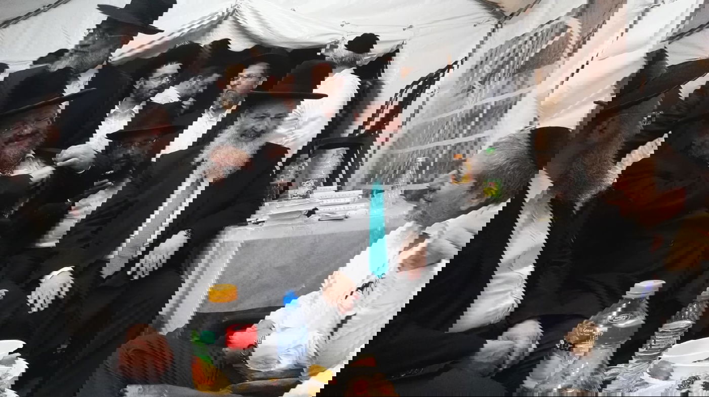 ראש לשכתו של הראש"ל ישב 'שבעה' • צפו